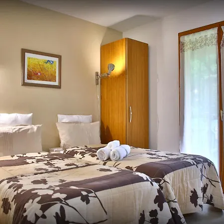 Beau Vallon - Et Chambres D'hotes Pyrenees-mediterranee - Pays Catalan 3*
