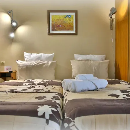 Bed & Breakfast Beau Vallon - Et Chambres D'hotes Pyrenees-mediterranee - Pays Catalan Sahorre