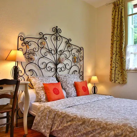Bed & Breakfast Beau Vallon - Et Chambres D'hotes Pyrenees-mediterranee - Pays Catalan Sahorre