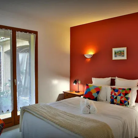 Beau Vallon - Et Chambres D'hotes Pyrenees-mediterranee - Pays Catalan 3* Sahorre