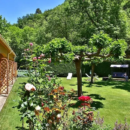Bed & Breakfast Beau Vallon - Et Chambres D'hotes Pyrenees-mediterranee - Pays Catalan Sahorre